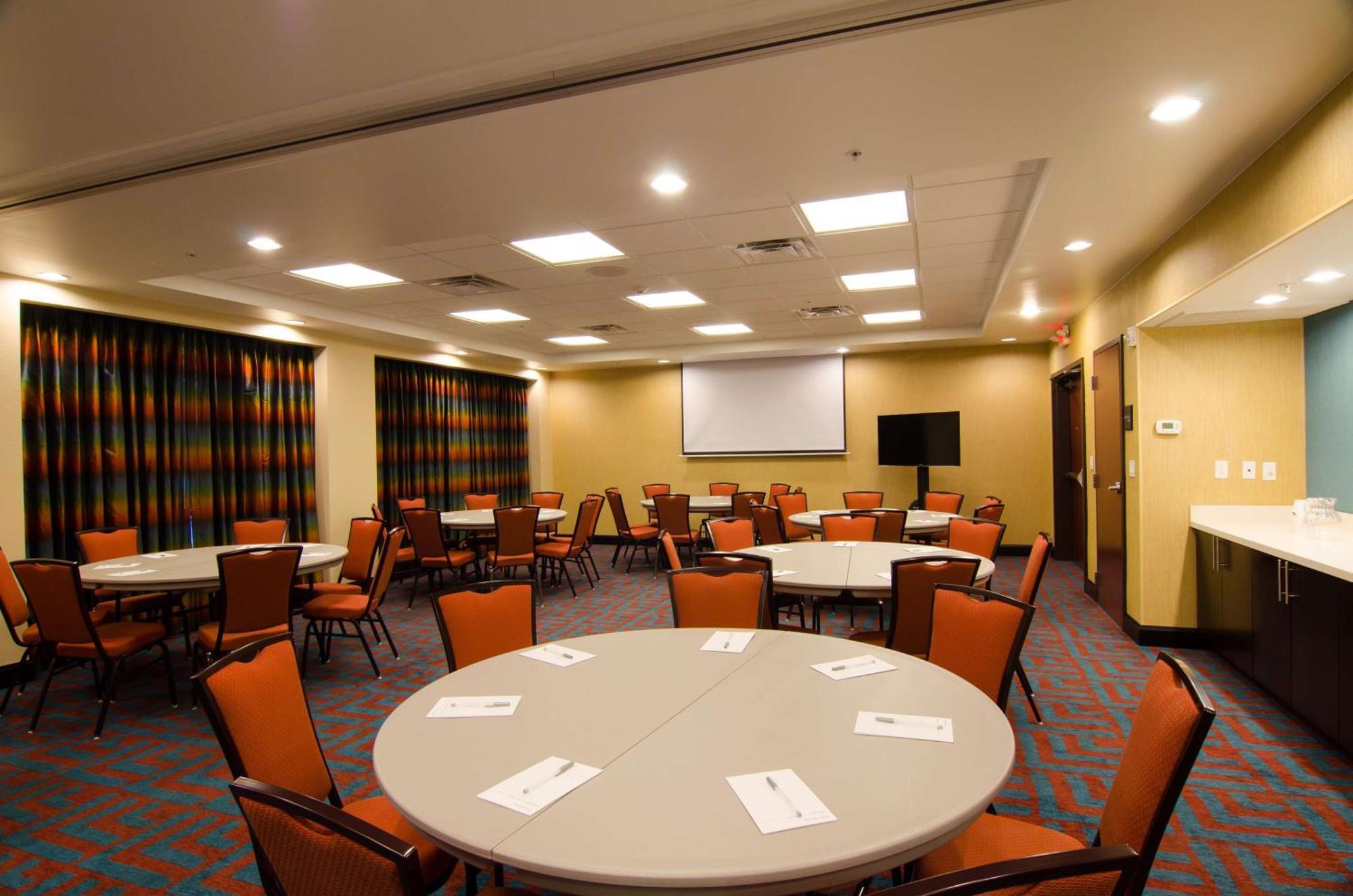 Hampton Inn & Suites Huntsville Εξωτερικό φωτογραφία